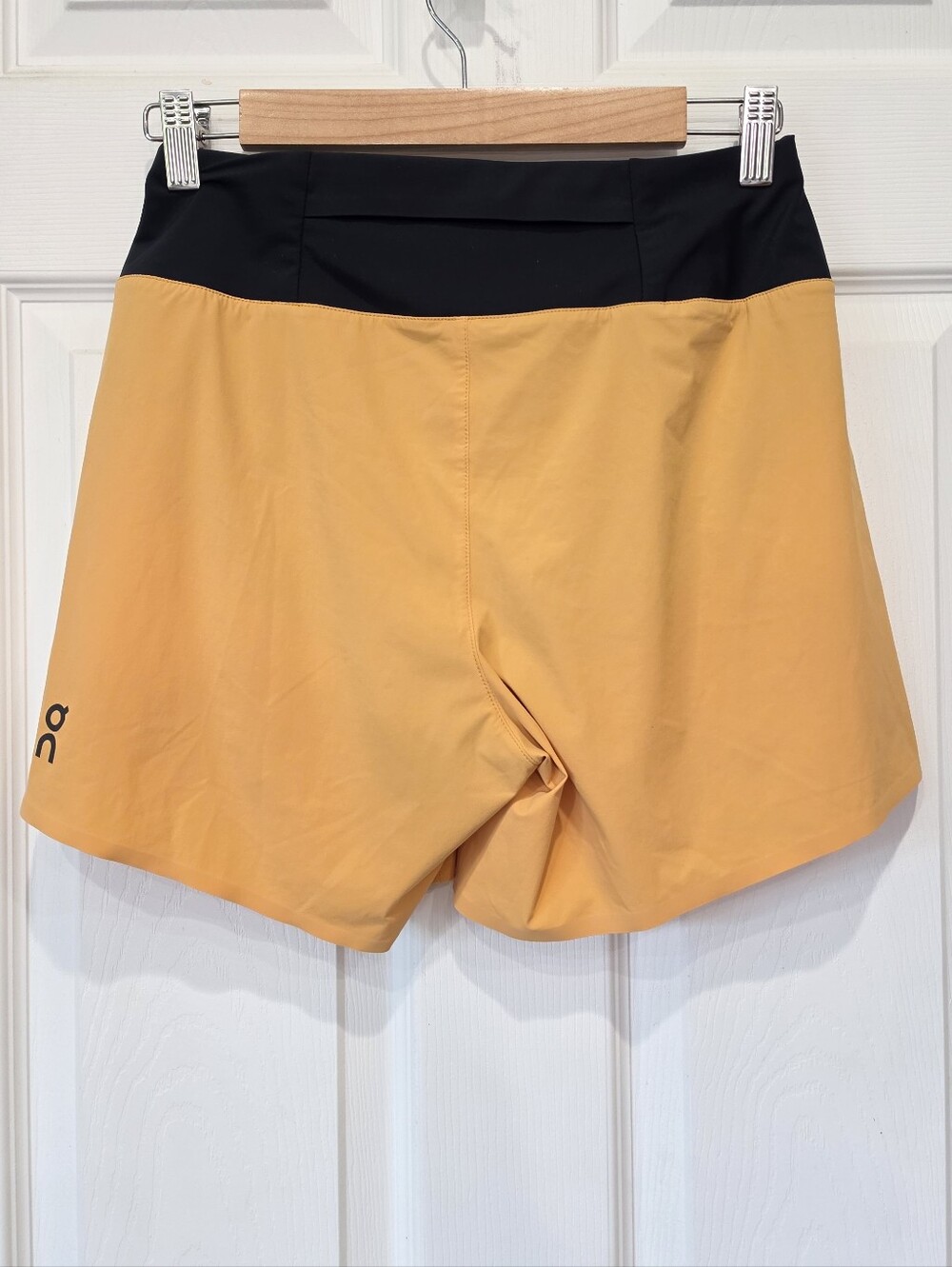 On Running Lightweight Women's Yellow Running Shorts with Black Waistband Sz XS